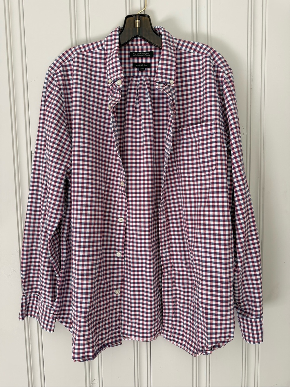Banana Republic Men’s Red, Blue and White Gingham Button-Down Shirt: Grant Fit